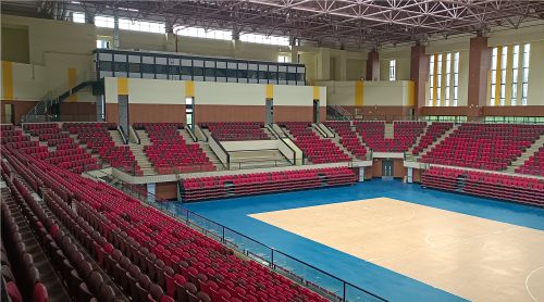 專業(yè)看臺(tái)座椅如何制造？四大核心步驟揭秘